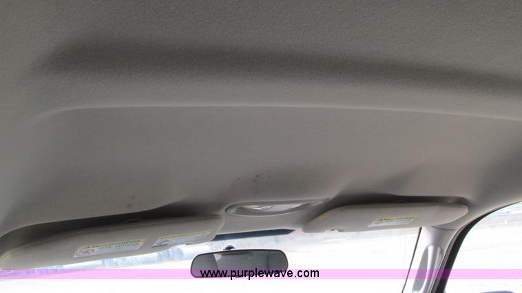 image for item I3191 2003 Jeep Liberty SUV