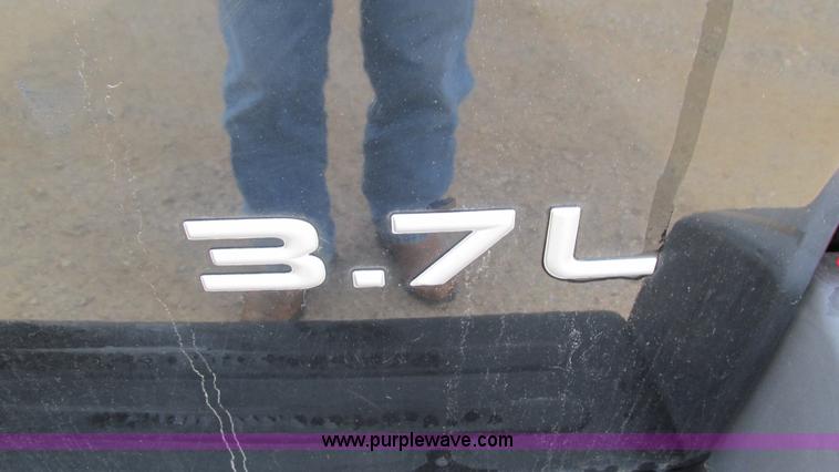 image for item I3191 2003 Jeep Liberty SUV