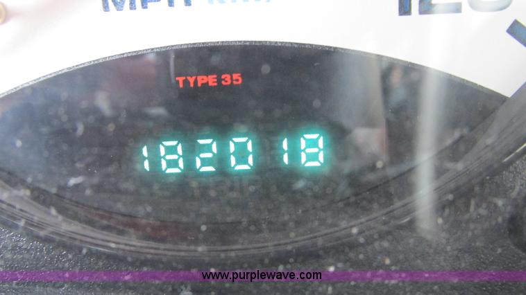 image for item I3191 2003 Jeep Liberty SUV