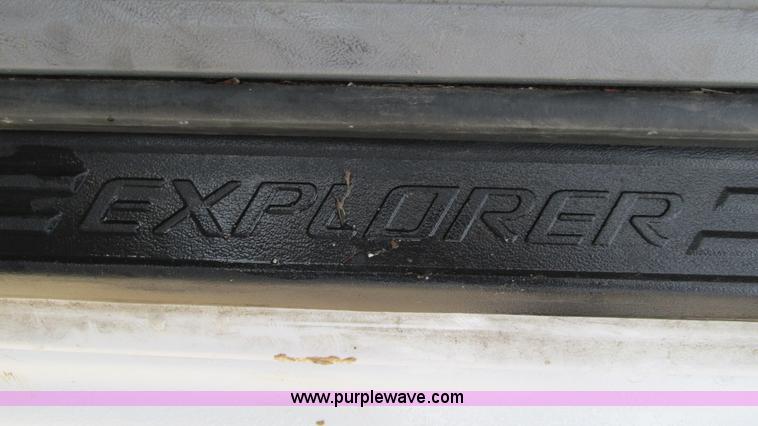 image for item I3192 2000 Ford Explorer XL SUV