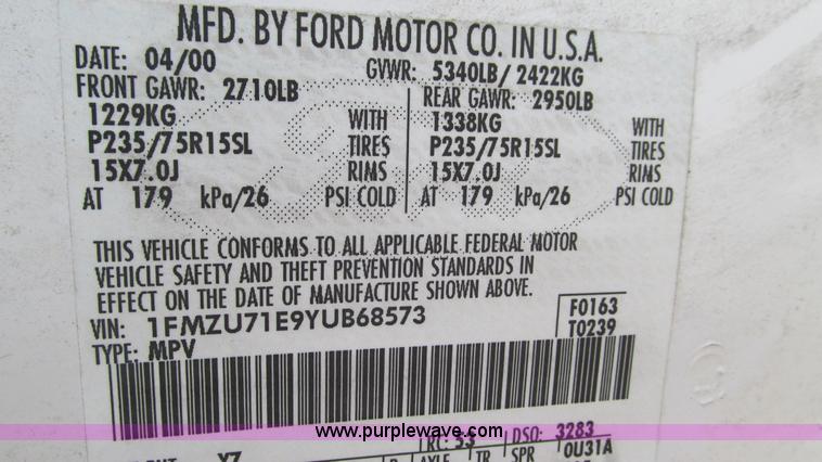image for item I3192 2000 Ford Explorer XL SUV