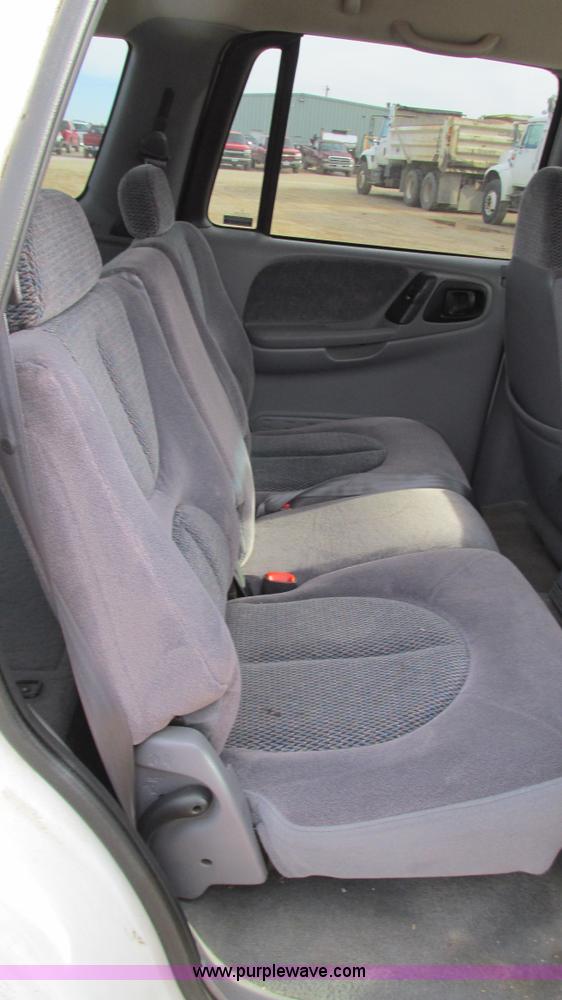 image for item I3193 1998 Dodge Durango SLT SUV