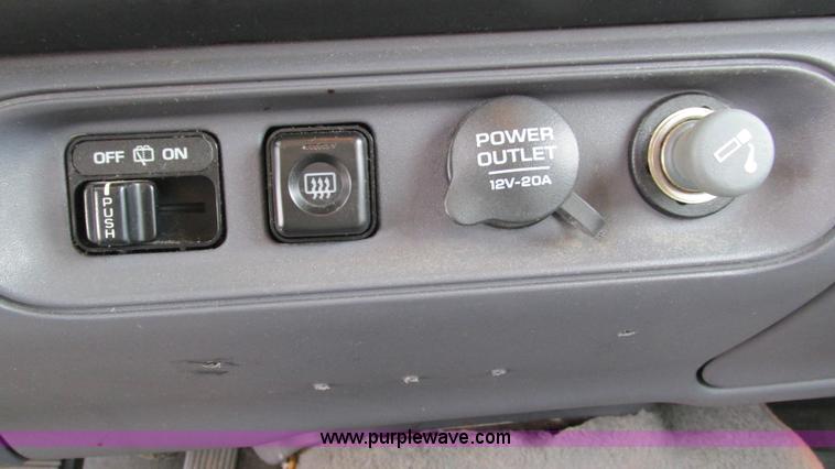 image for item I3193 1998 Dodge Durango SLT SUV