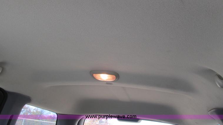 image for item I3193 1998 Dodge Durango SLT SUV