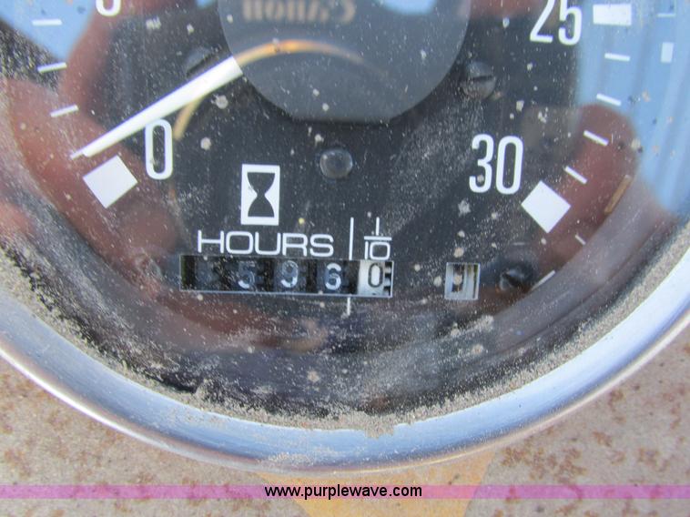 image for item I4105 1982 Little Giant LG4866 crane