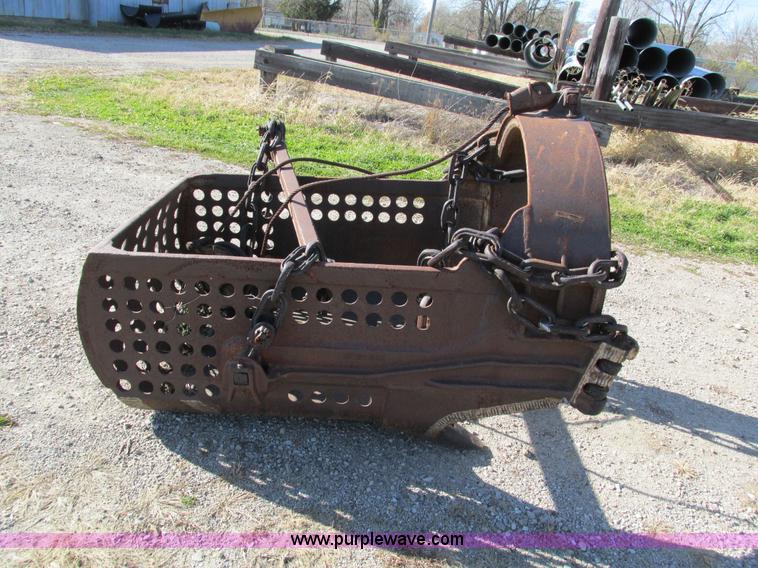 image for item I4107 Hendrix drag line bucket