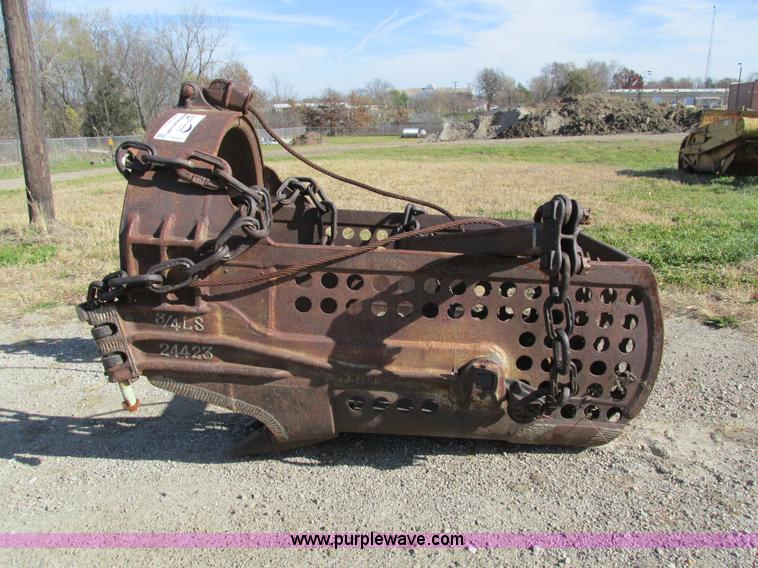 image for item I4107 Hendrix drag line bucket