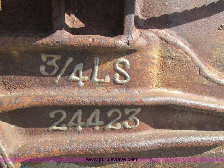 image for item I4107 Hendrix drag line bucket