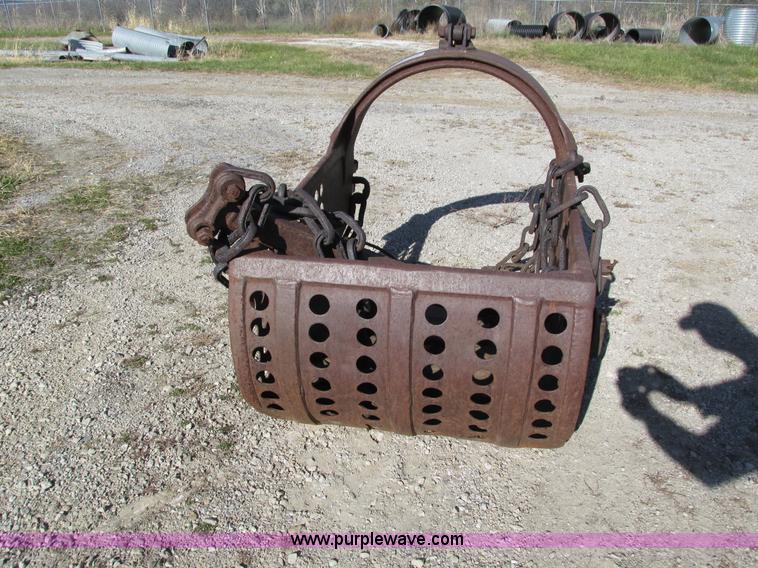 image for item I4108 Hendrix drag line bucket