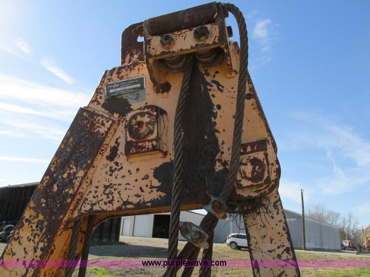 image for item I4110 Little Giant 148 pole tong