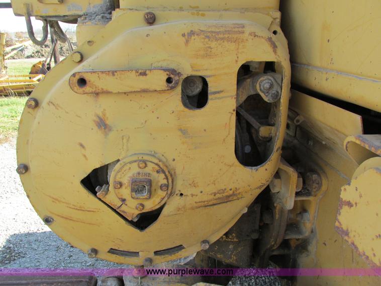 image for item I4111 Caterpillar 25 winch