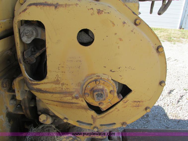 image for item I4111 Caterpillar 25 winch