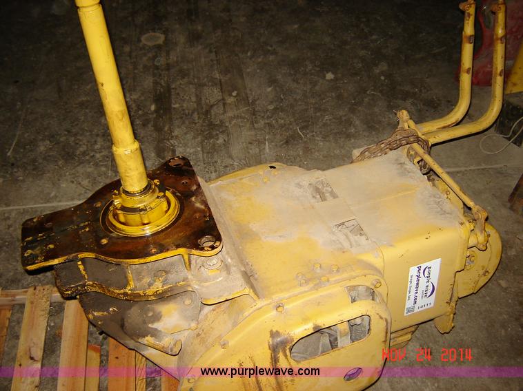 image for item I4111 Caterpillar 25 winch