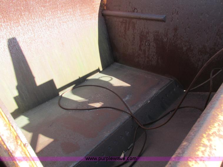 image for item I4112 Caterpillar 60 pull scraper