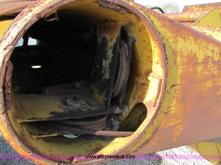 image for item I4112 Caterpillar 60 pull scraper