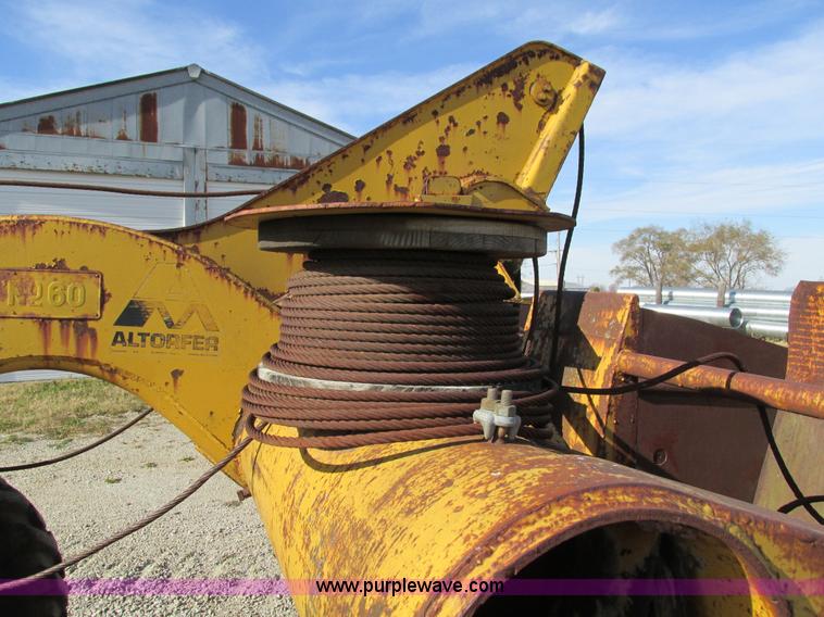 image for item I4112 Caterpillar 60 pull scraper