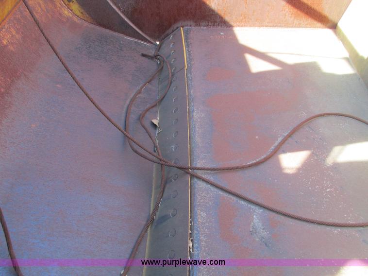 image for item I4112 Caterpillar 60 pull scraper