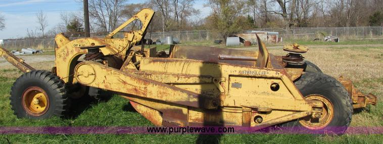 image for item I4113 Caterpillar 60 pull scraper