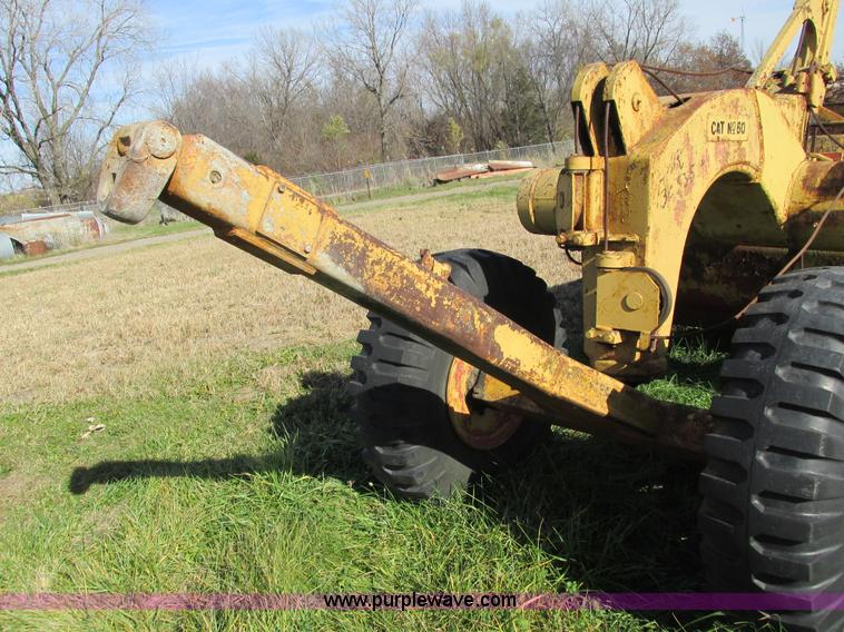 image for item I4113 Caterpillar 60 pull scraper