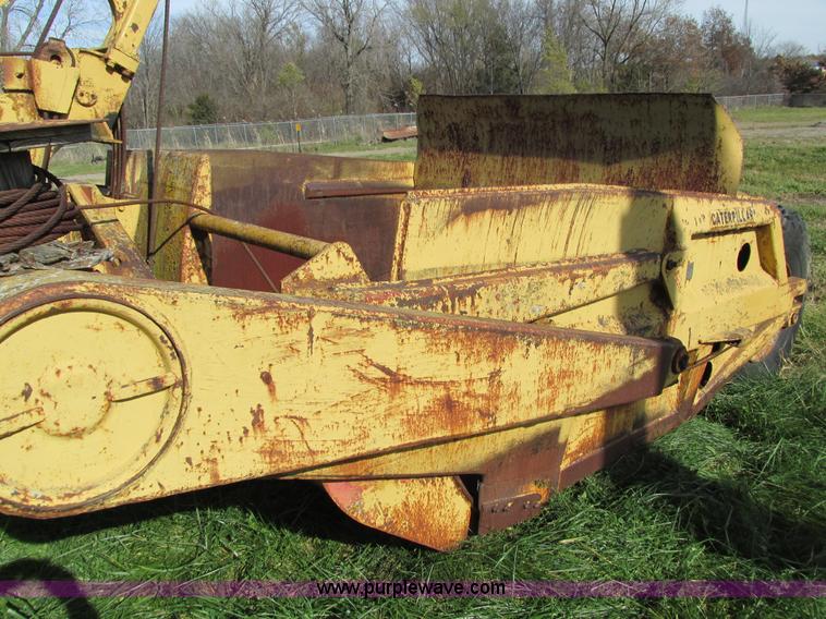 image for item I4113 Caterpillar 60 pull scraper