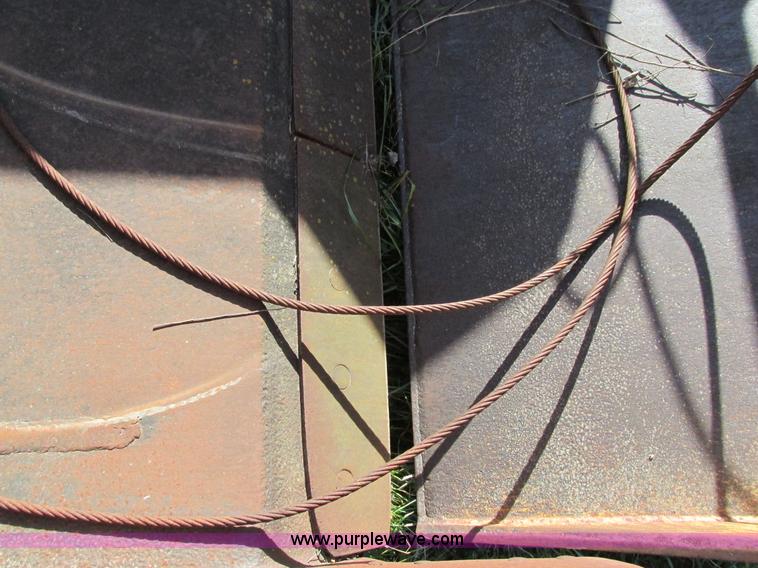 image for item I4113 Caterpillar 60 pull scraper