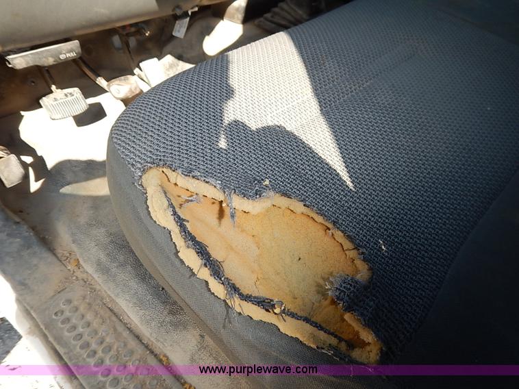 image for item I5254 2003 Ford F550 Super Duty XL flatbed truck