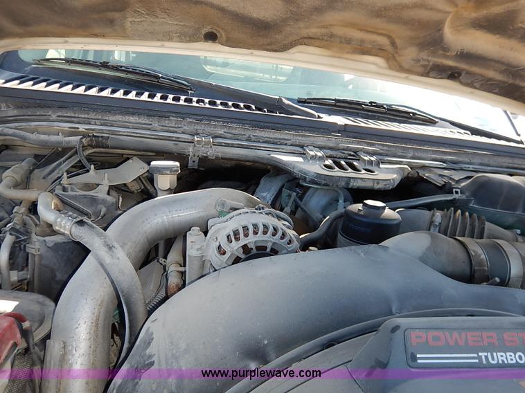 image for item I5254 2003 Ford F550 Super Duty XL flatbed truck