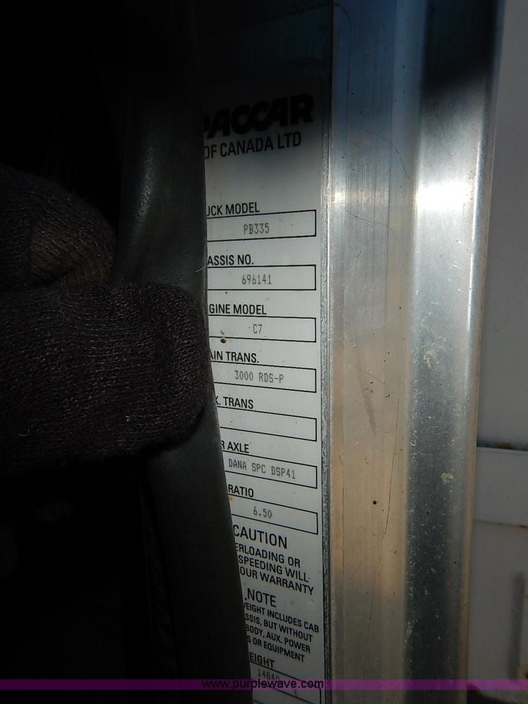 image for item I5256 2007 Peterbilt 335 dump truck