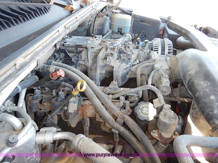 image for item I5294 2001 Chevrolet Suburban C1500 LS SUV