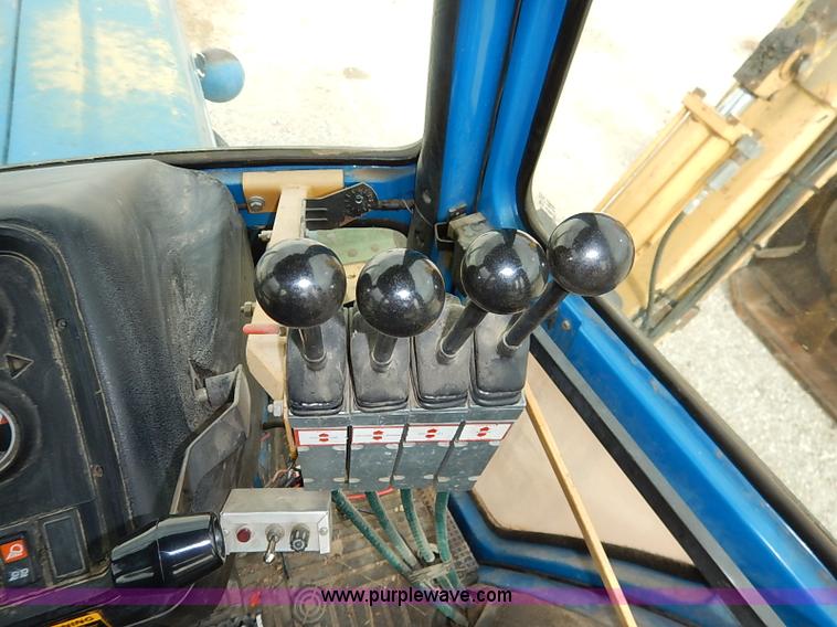 image for item I5298 1991 Ford 6610 tractor