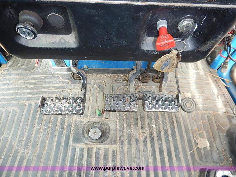 image for item I5298 1991 Ford 6610 tractor