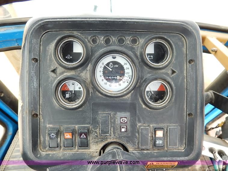 image for item I5298 1991 Ford 6610 tractor