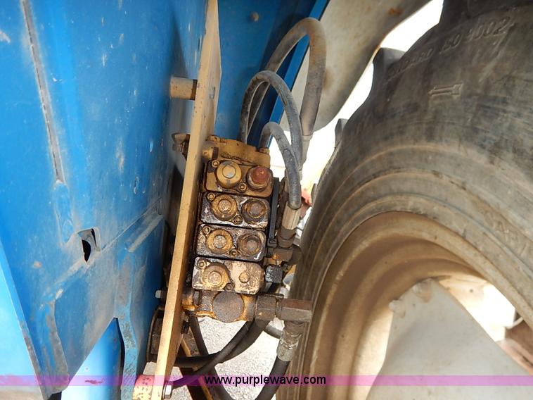 image for item I5298 1991 Ford 6610 tractor