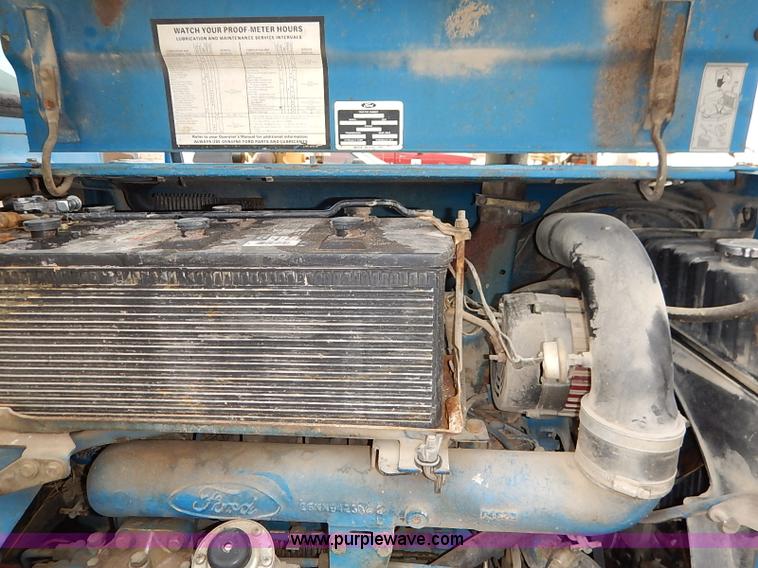 image for item I5298 1991 Ford 6610 tractor