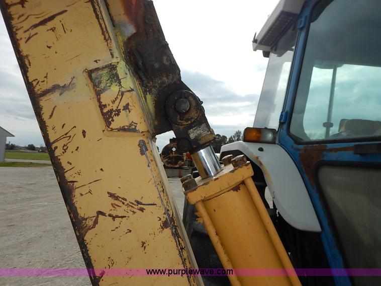 image for item I5298 1991 Ford 6610 tractor