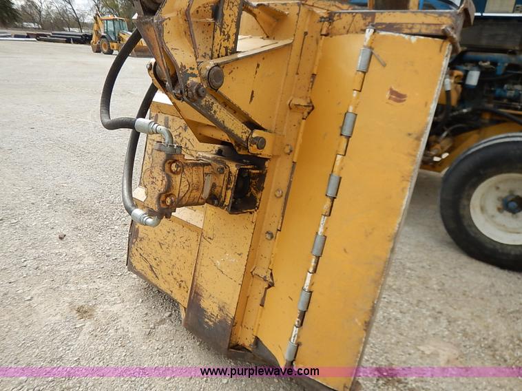 image for item I5298 1991 Ford 6610 tractor