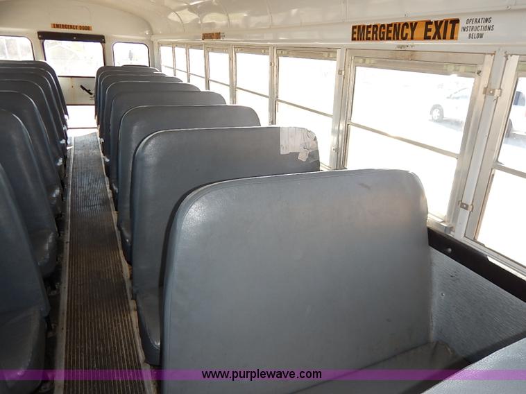 image for item I5304 1997 International 3800 Thomas school bus
