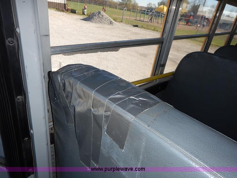 image for item I5304 1997 International 3800 Thomas school bus