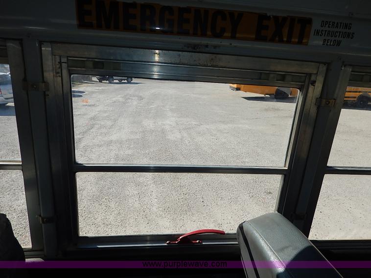 image for item I5304 1997 International 3800 Thomas school bus