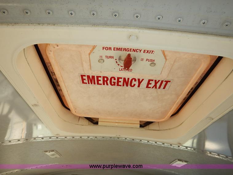 image for item I5304 1997 International 3800 Thomas school bus