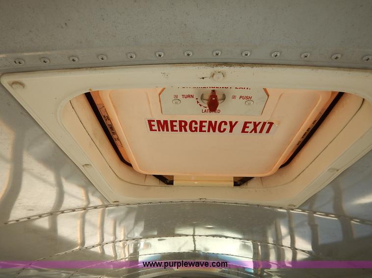 image for item I5304 1997 International 3800 Thomas school bus