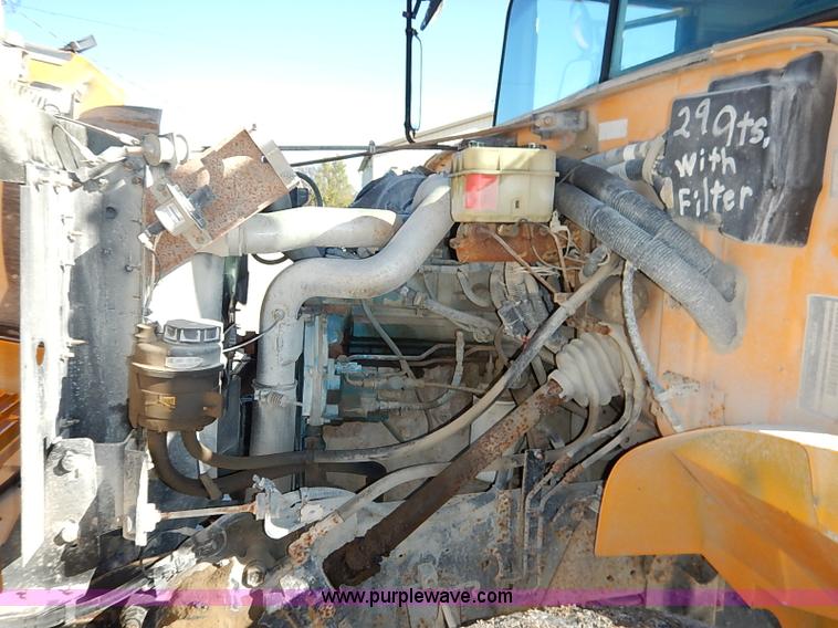 image for item I5304 1997 International 3800 Thomas school bus