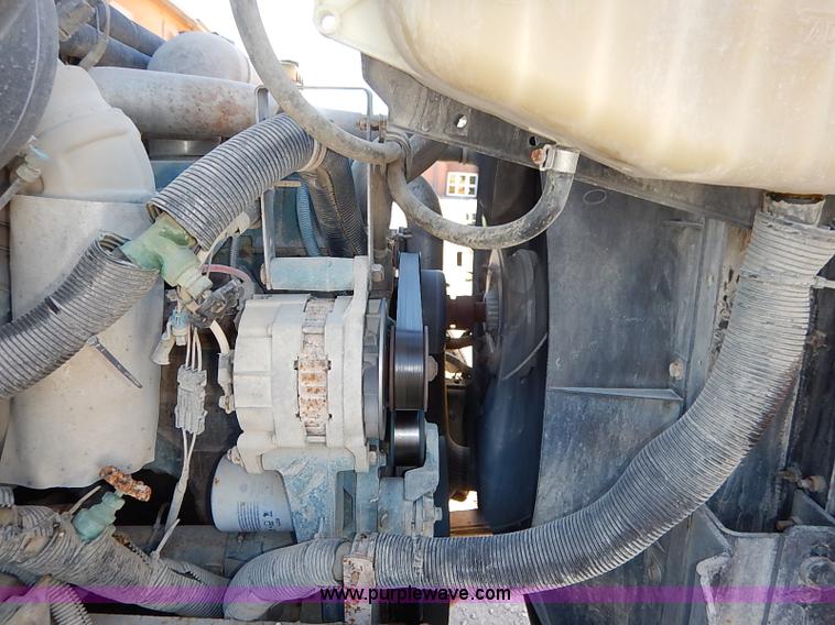 image for item I5304 1997 International 3800 Thomas school bus