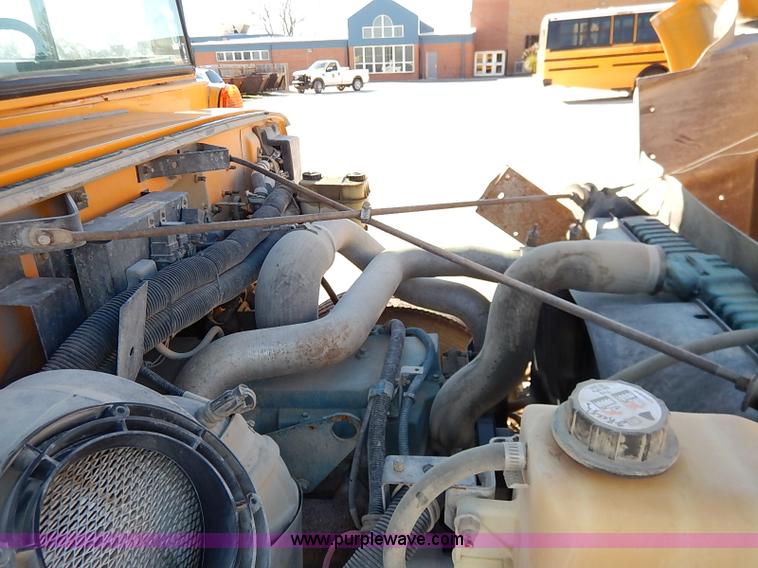 image for item I5304 1997 International 3800 Thomas school bus