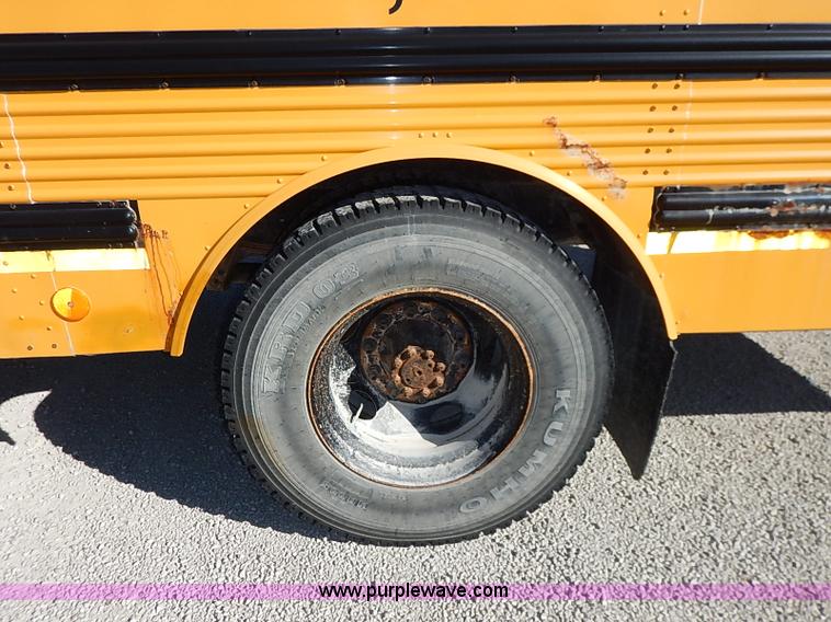 image for item I5304 1997 International 3800 Thomas school bus