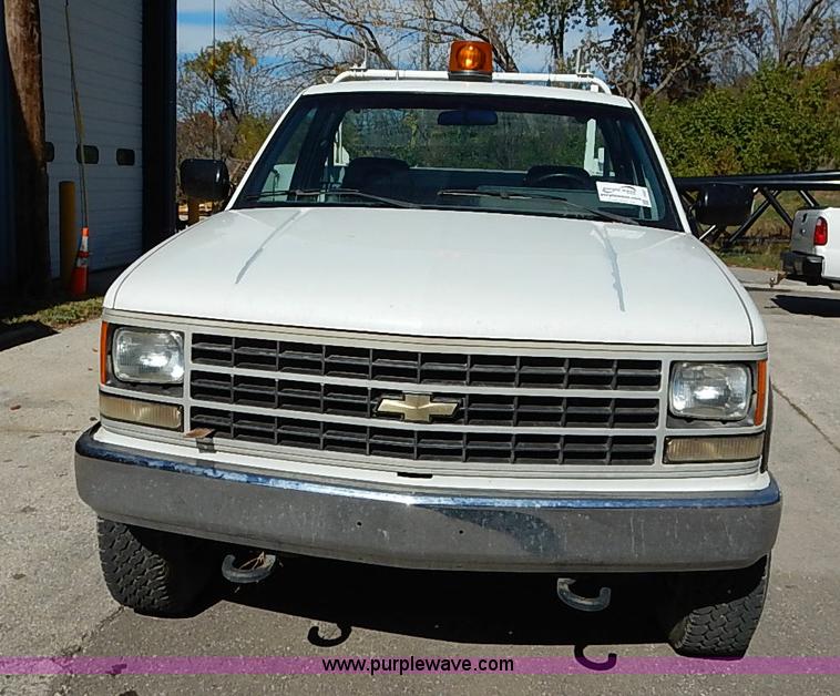 image for item I5307 1992 Chevrolet 2500 utility truck