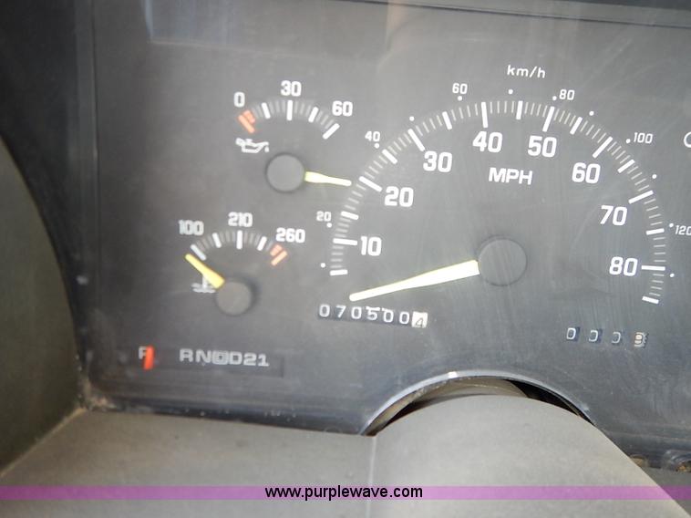 image for item I5307 1992 Chevrolet 2500 utility truck