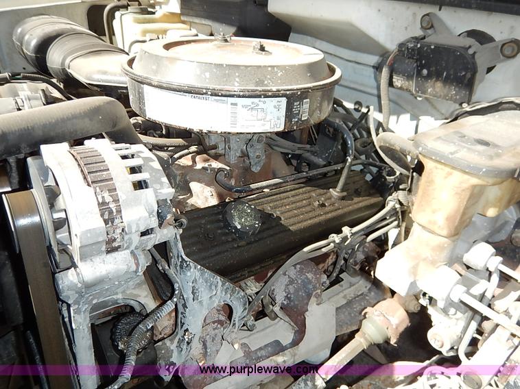 image for item I5307 1992 Chevrolet 2500 utility truck