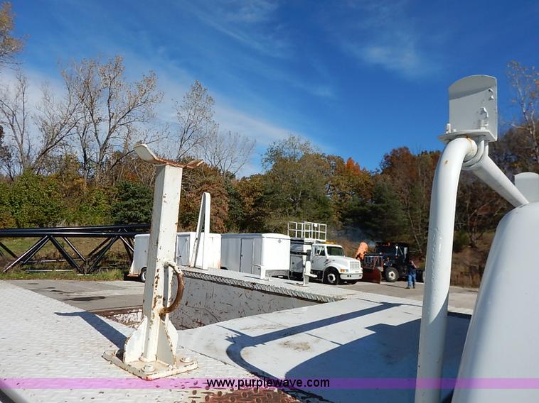 image for item I5307 1992 Chevrolet 2500 utility truck