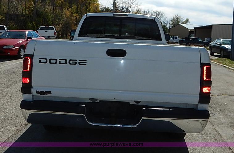 image for item I5312 1998 Dodge Ram 1500 pickup truck